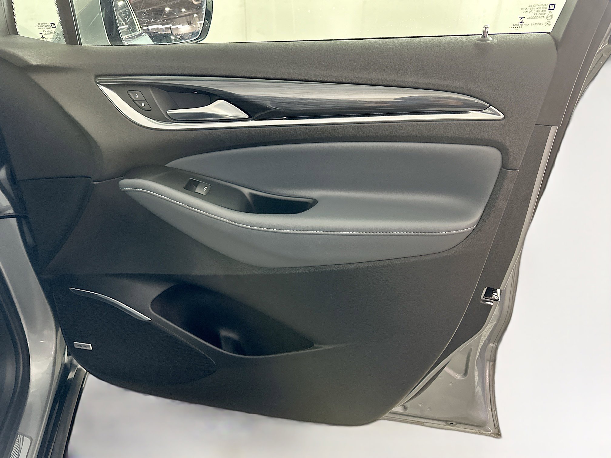 Used 2023 Buick Enclave Essence w/ Experience Buick Package image 35