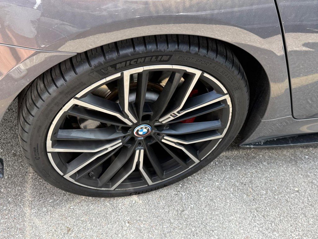 Used 2023 BMW M550i xDrive w/ Executive Package image 6