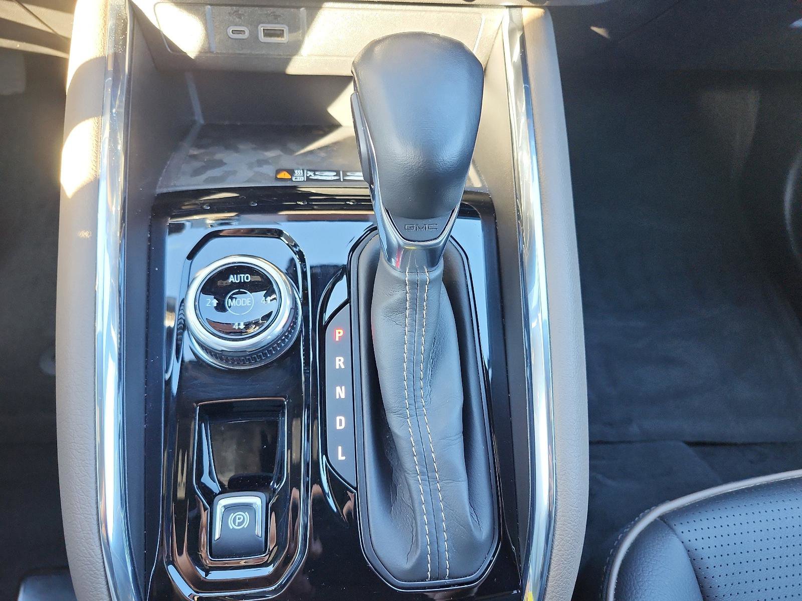 Certified 2023 GMC Canyon Denali image 17