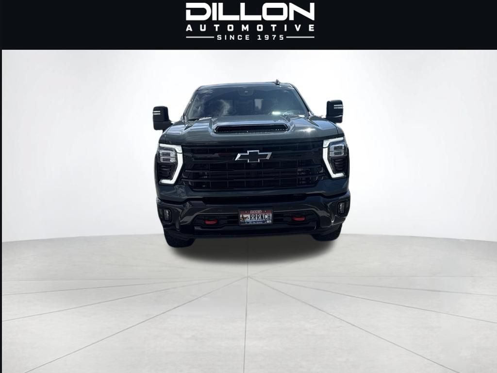 Used 2025 Chevrolet Silverado 3500 LTZ w/ LTZ Plus Package AWD/4WD image 8