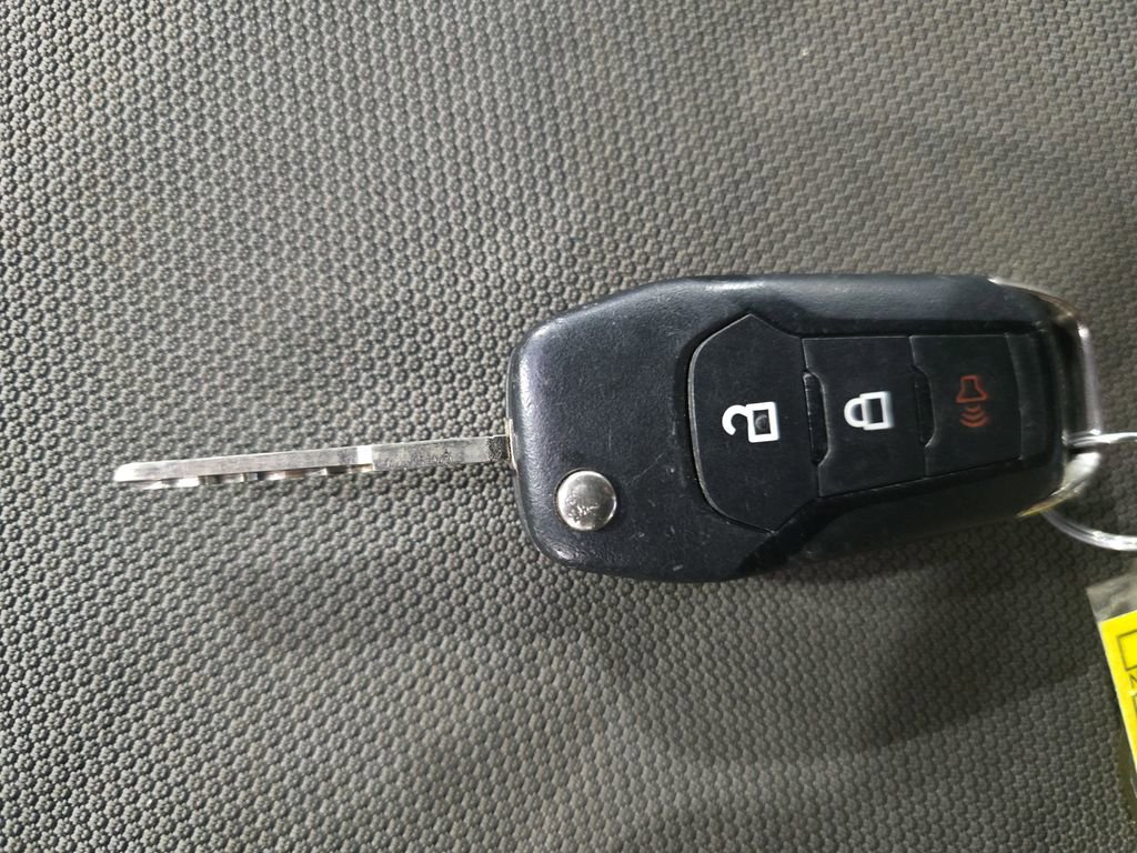 Used 2017 Ford F350 XLT image 35