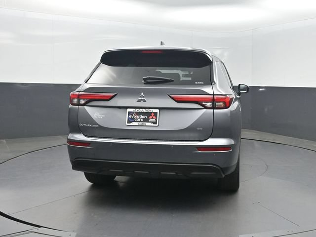 Used 2022 Mitsubishi Outlander SE AWD/4WD image 25
