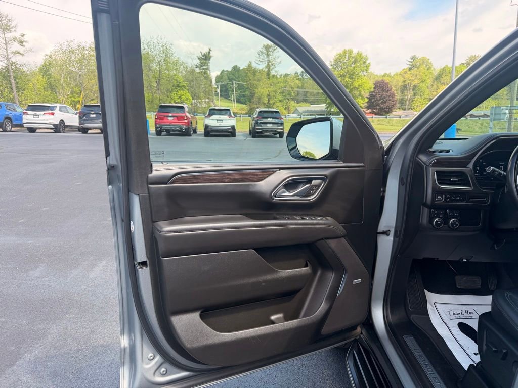 Used 2024 Chevrolet Tahoe LT AWD/4WD image 26