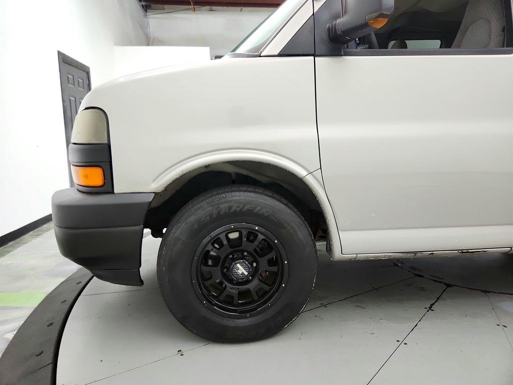 Used 2007 Chevrolet Express 1500 AWD Passenger w/ LT Preferred Equipment Group image 23