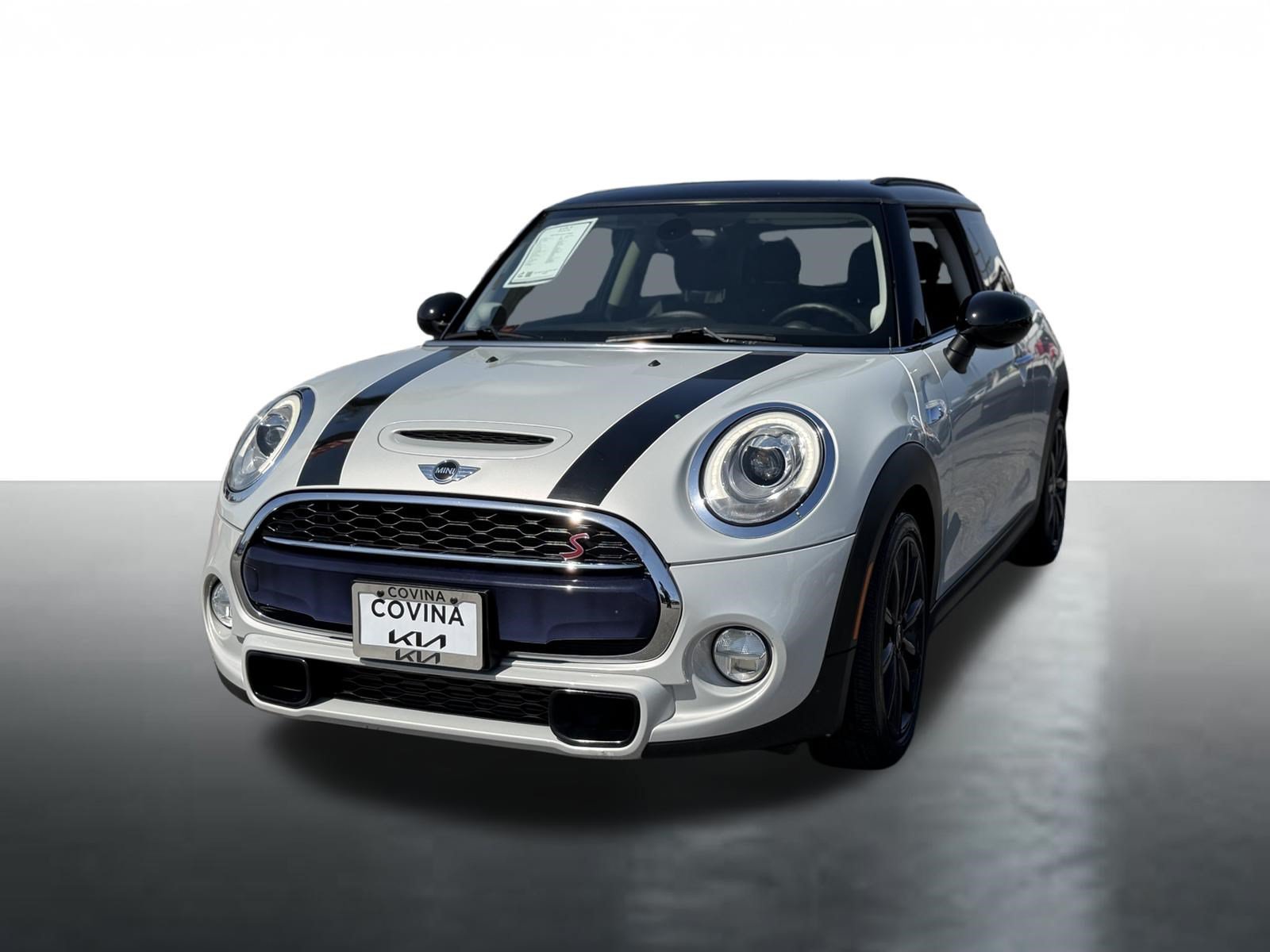 Used 2017 MINI Cooper S FWD image 4
