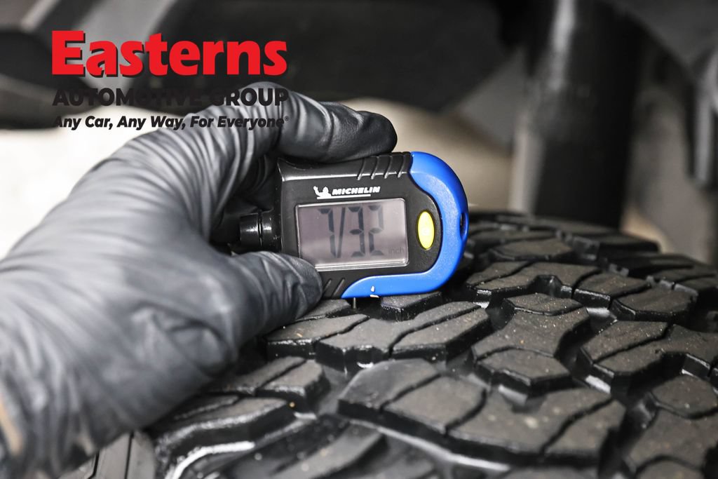 Used 2022 Jeep Wrangler Unlimited Rubicon 4xe w/ Cold Weather Group AWD/4WD image 31
