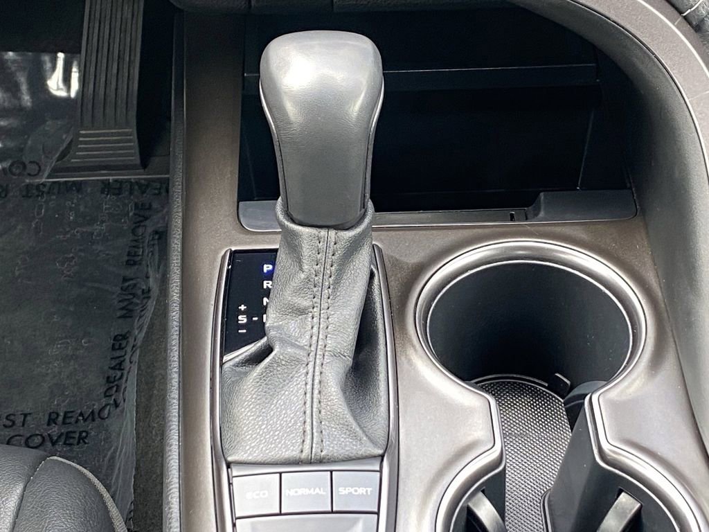 Certified 2023 Toyota Camry SE FWD image 33