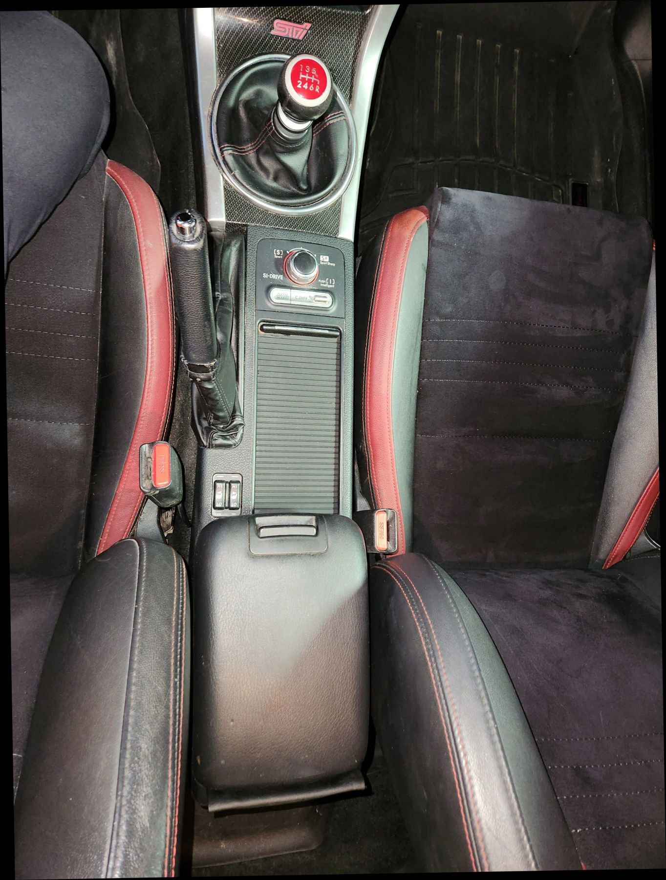 Used 2016 Subaru WRX STI image 32