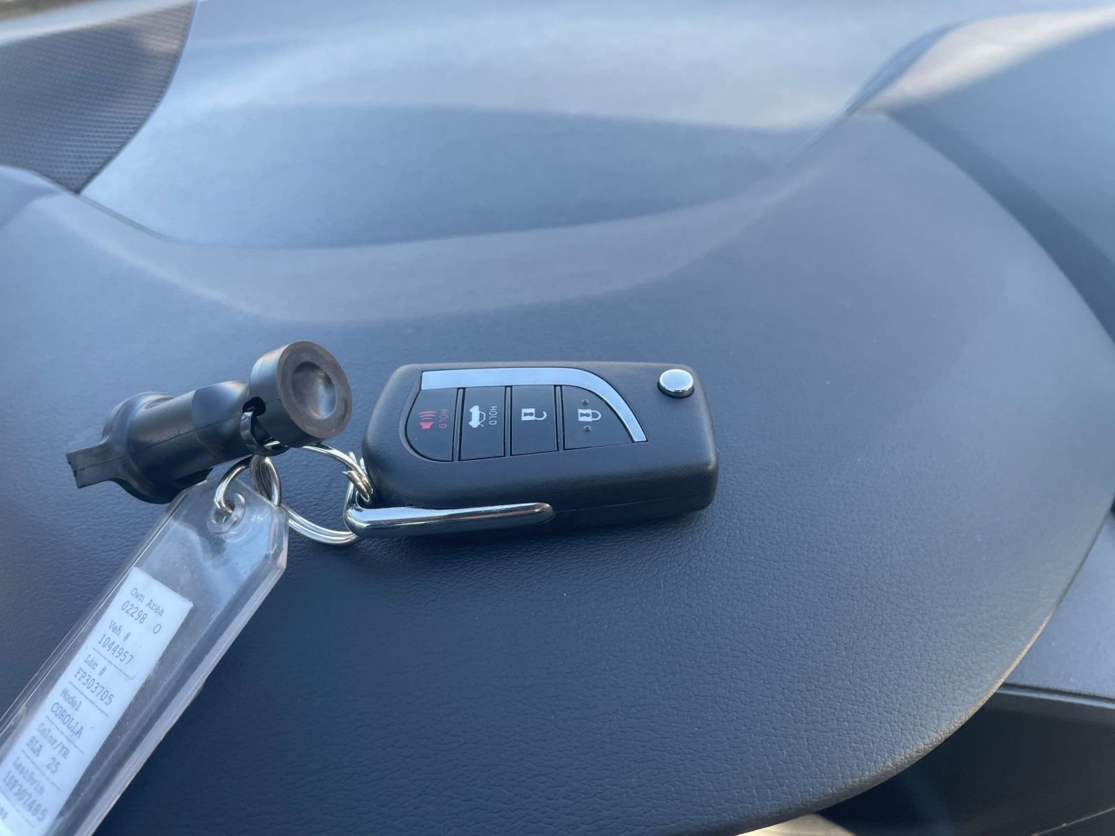 Used 2025 Toyota Corolla LE image 22