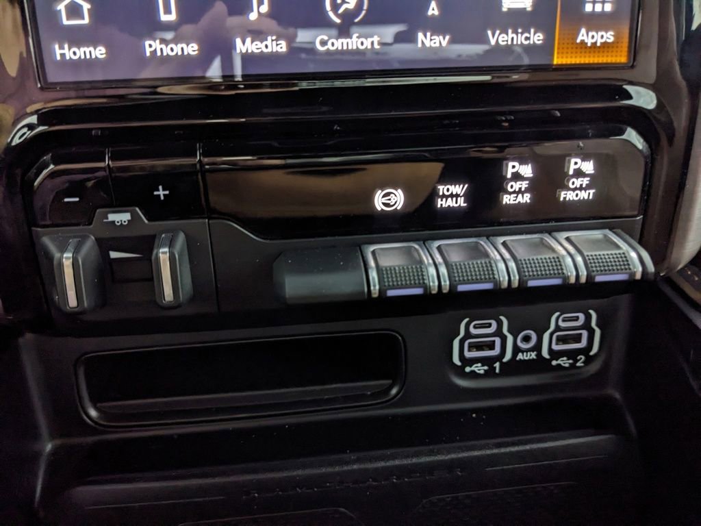 Used 2024 RAM 3500 Limited image 41