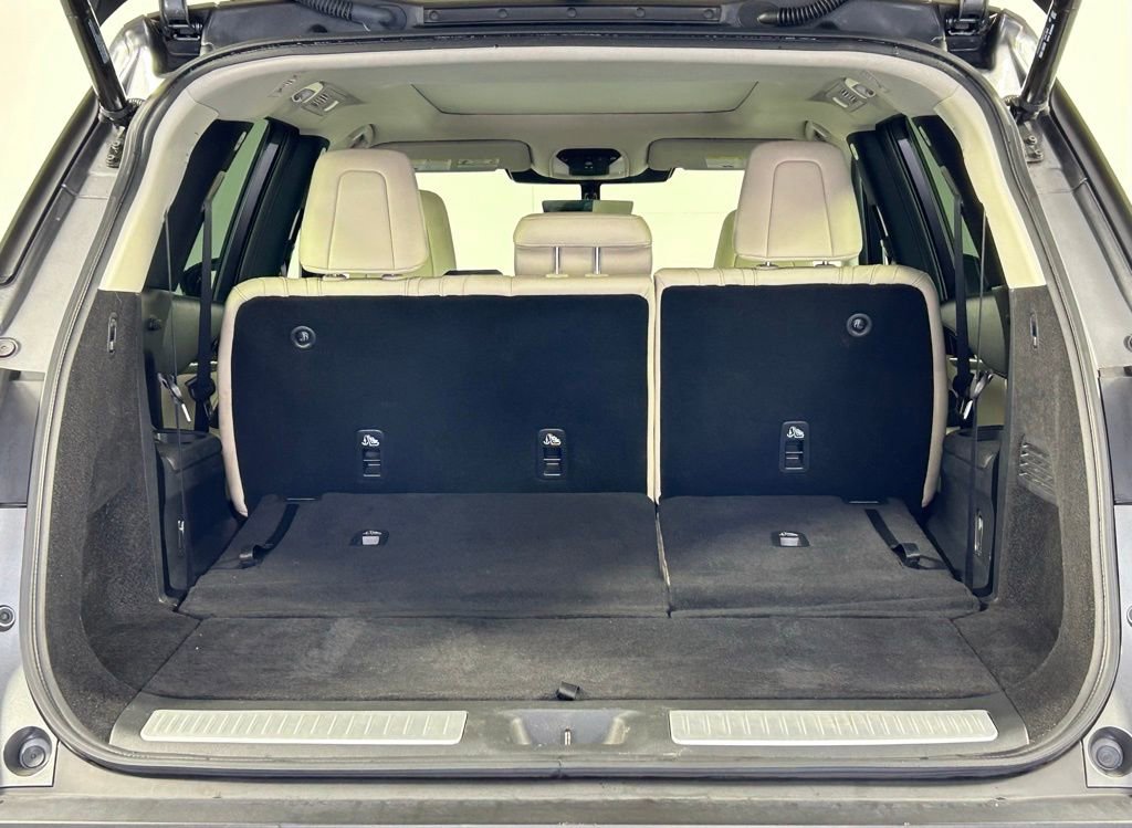 Used 2023 INFINITI QX60 Pure image 16