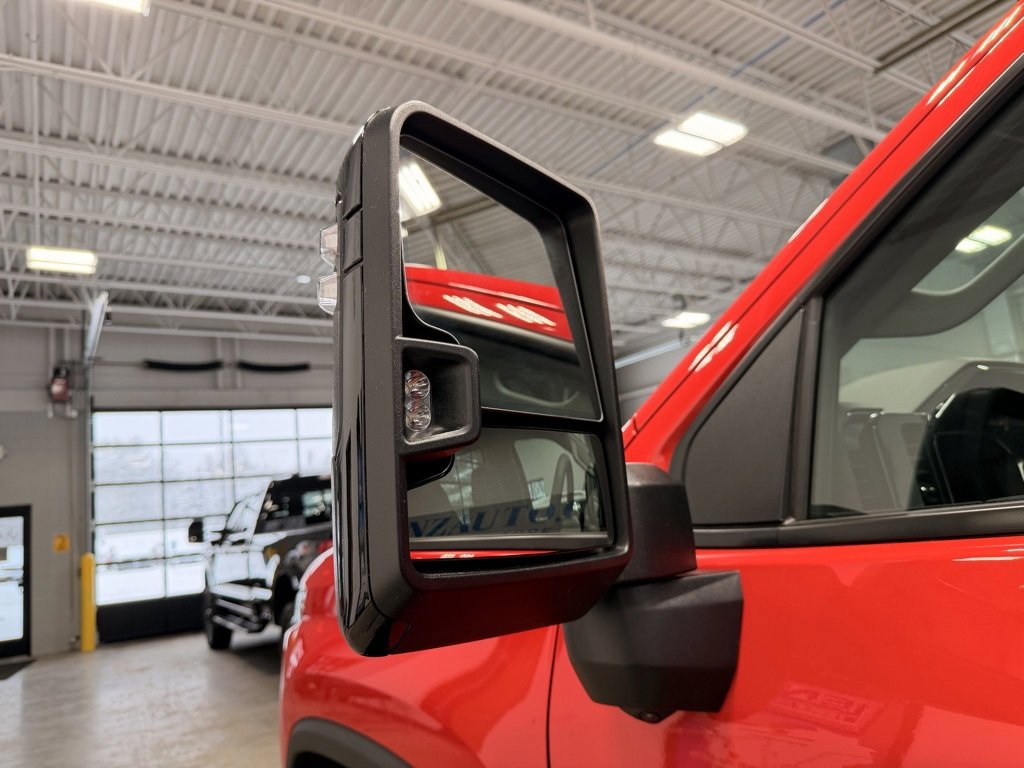 Used 2025 Chevrolet Silverado 2500 LT image 19