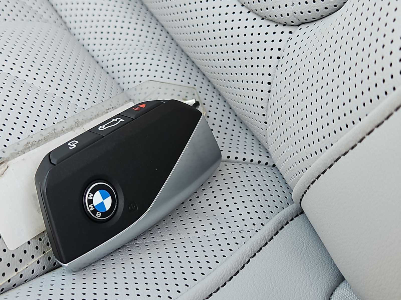 New 2026 BMW X5 xDrive40i w/ Premium Package image 32