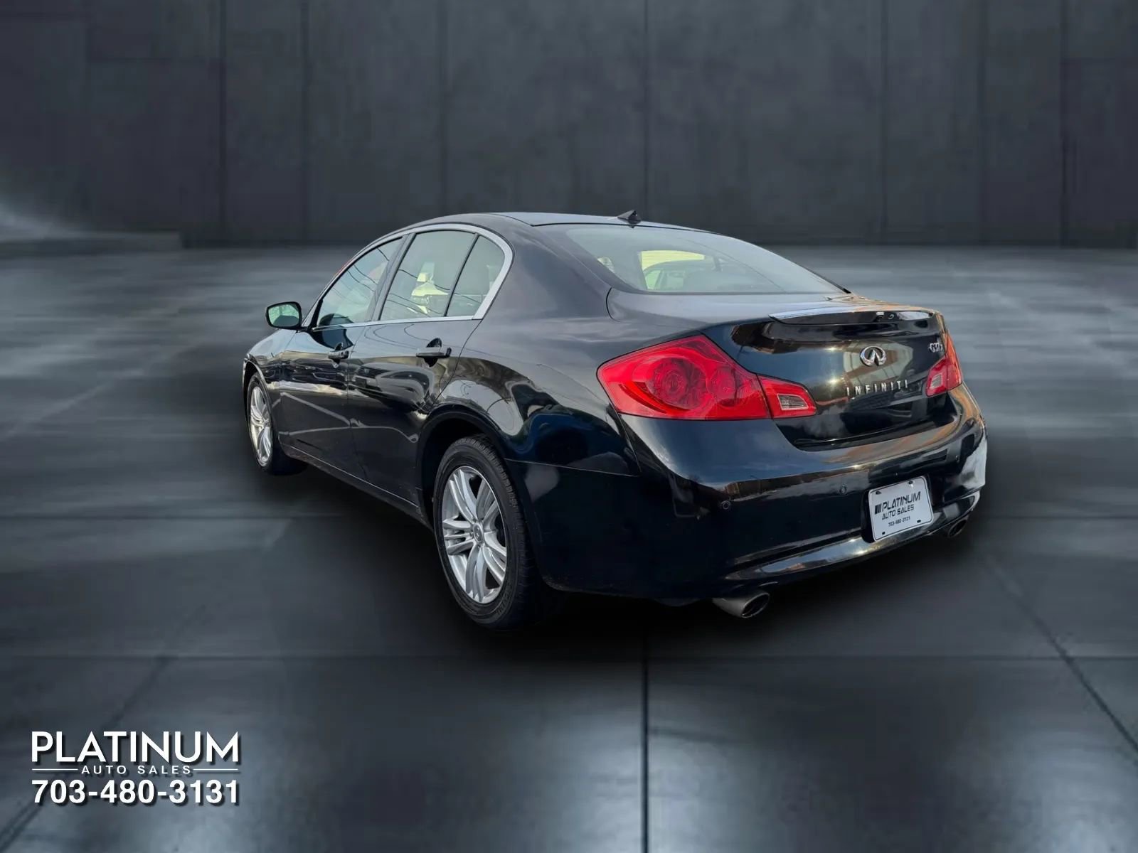 Used 2012 INFINITI G37 x Sedan w/ Premium Pkg image 5