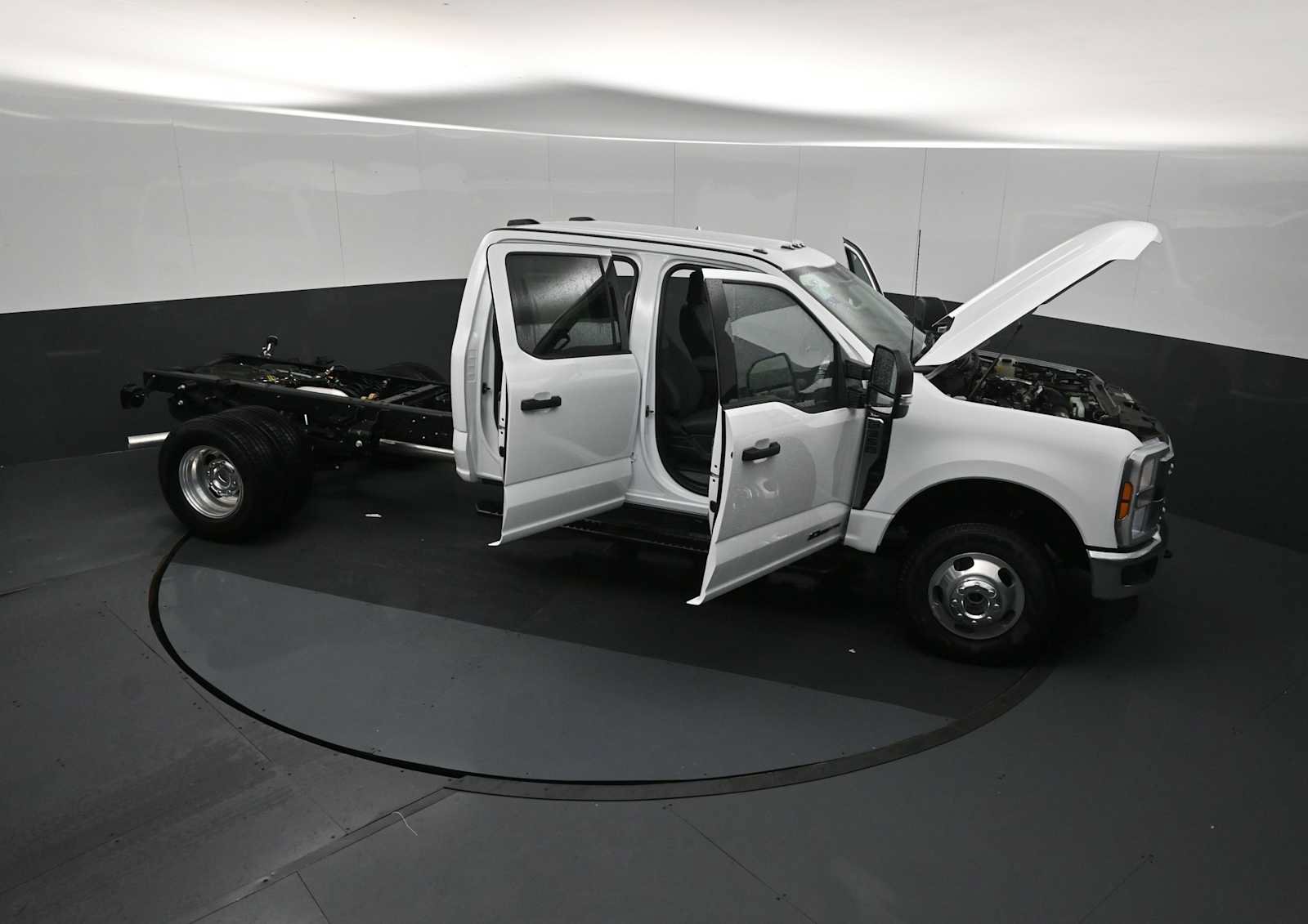 New 2026 Ford F350 XLT AWD/4WD image 34
