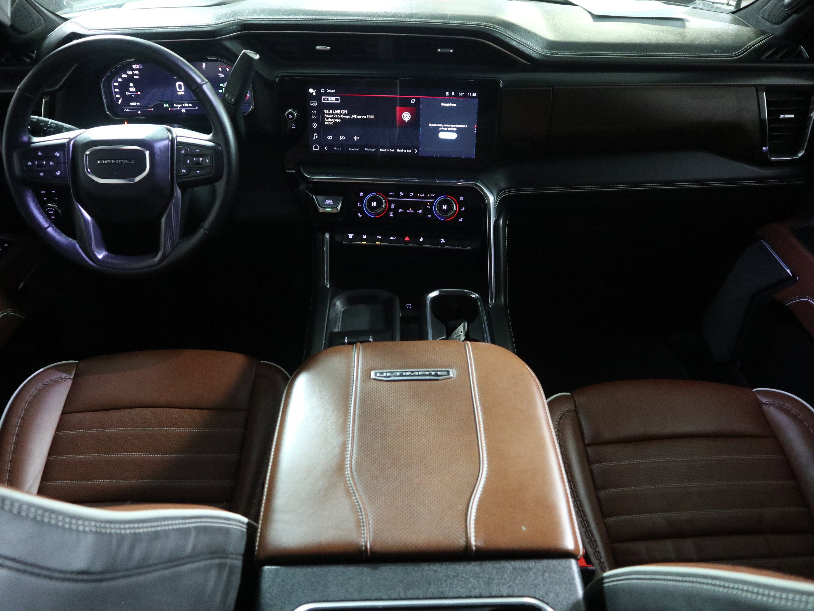 Used 2025 GMC Sierra 2500 Denali Ultimate image 15