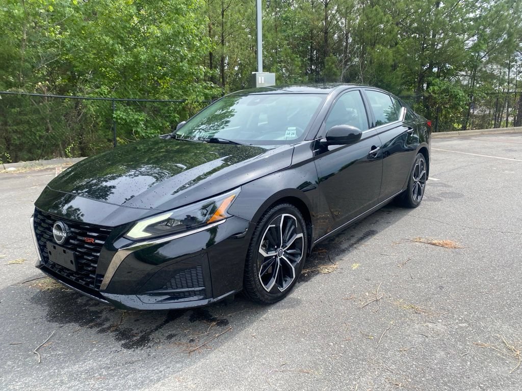 Certified 2024 Nissan Altima 2.5 SR AWD/4WD image 9