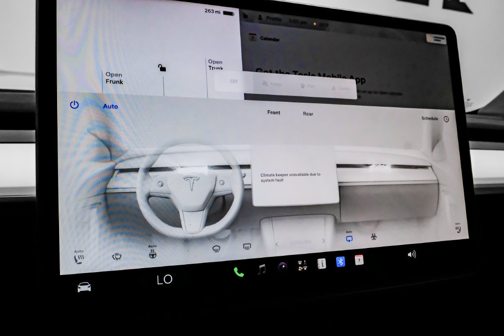 Used 2023 Tesla Model Y Long Range AWD/4WD image 33