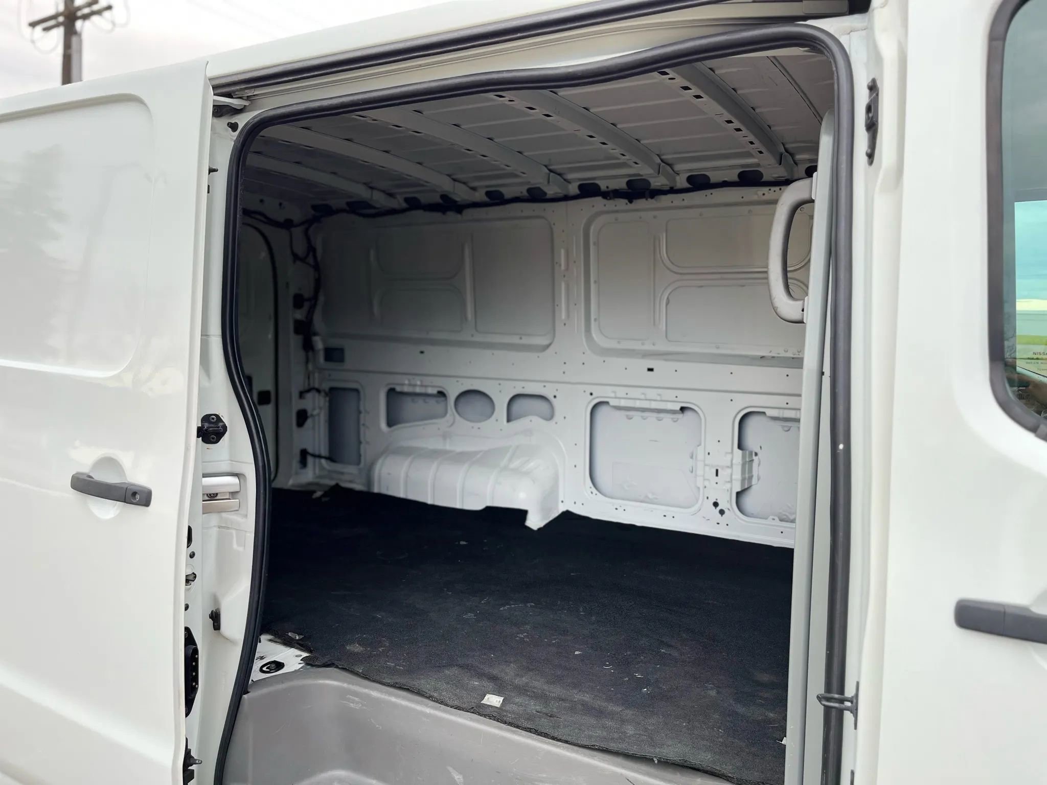 Used 2018 Nissan NV 1500 S image 11