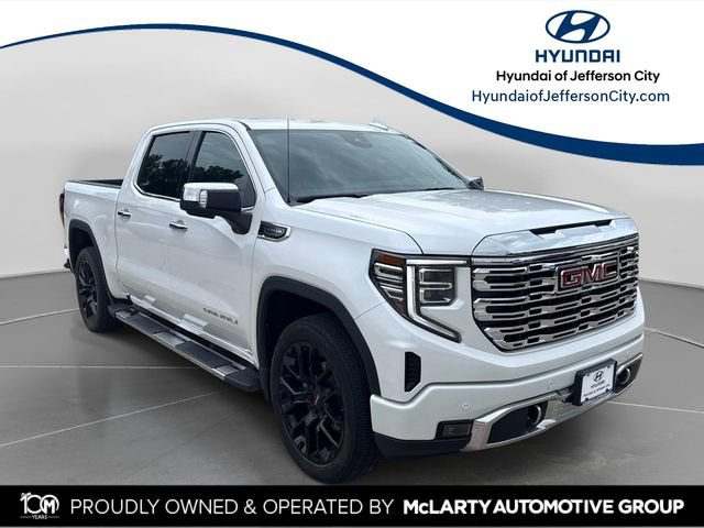 Used 2023 GMC Sierra 1500 Denali w/ Technology Package AWD/4WD image 1