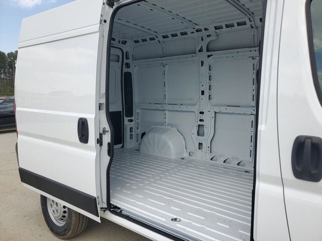 New 2026 RAM ProMaster 1500 w/ Safety Group FWD image 13