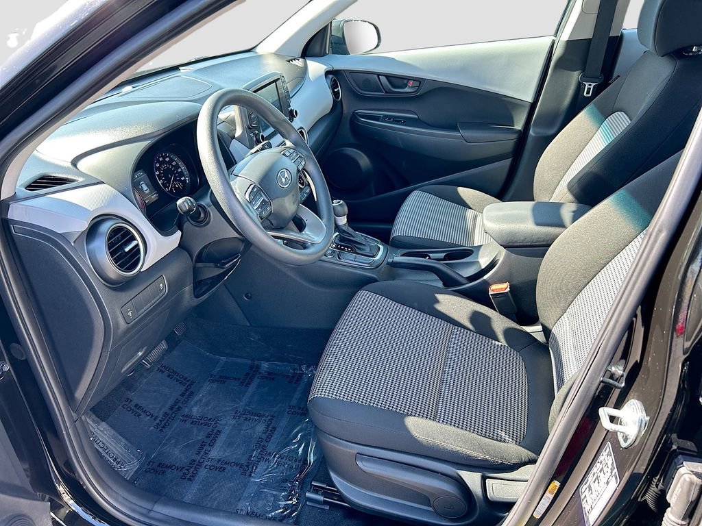 Used 2018 Hyundai Kona SE FWD image 19