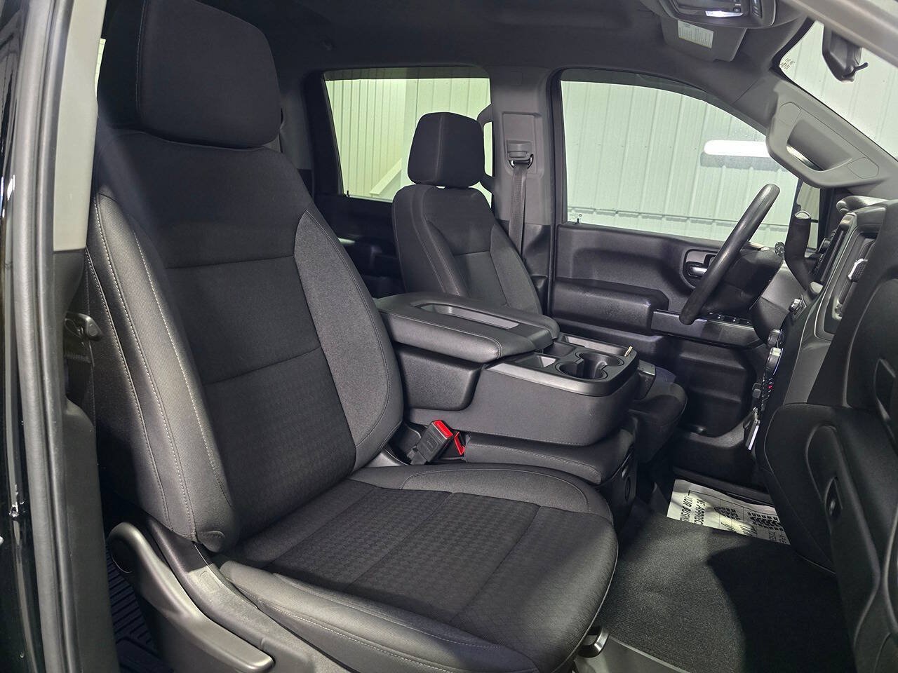 Used 2024 Chevrolet Silverado 2500 Custom w/ Custom Convenience Package AWD/4WD image 9