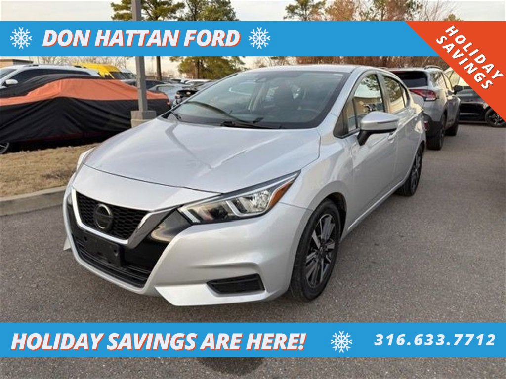 Used 2021 Nissan Versa SV image 1