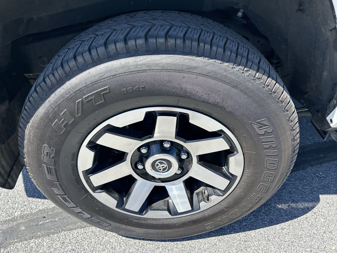 Used 2024 Toyota 4Runner TRD Off-Road Premium w/ Off Road Premium Plus Package AWD/4WD image 9