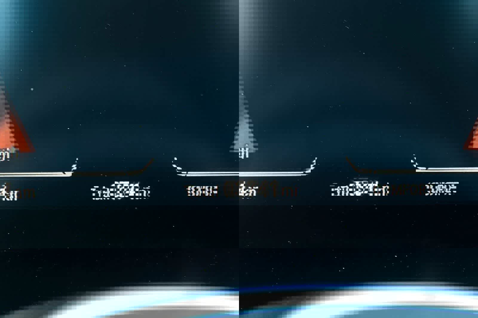 Used 2025 BMW Z4 M40i w/ Edition image 26