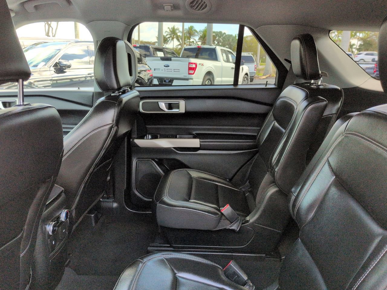 Certified 2023 Ford Explorer XLT w/ Equipment Group 202A image 14