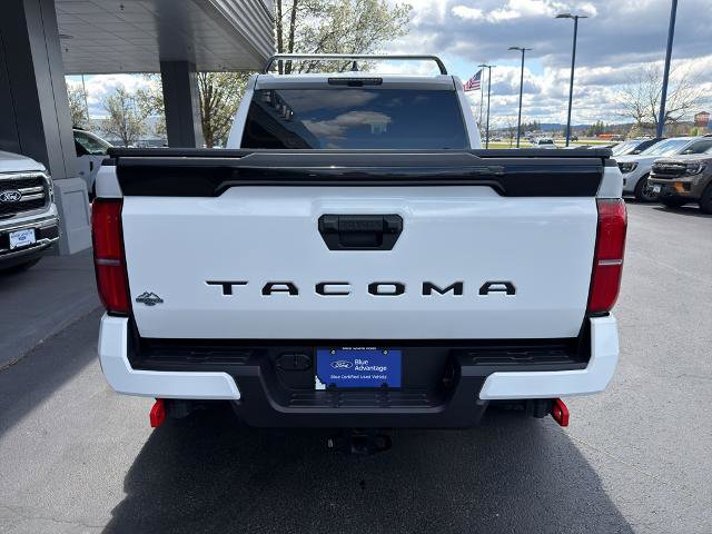 Used 2025 Toyota Tacoma TRD Off-Road AWD/4WD image 12