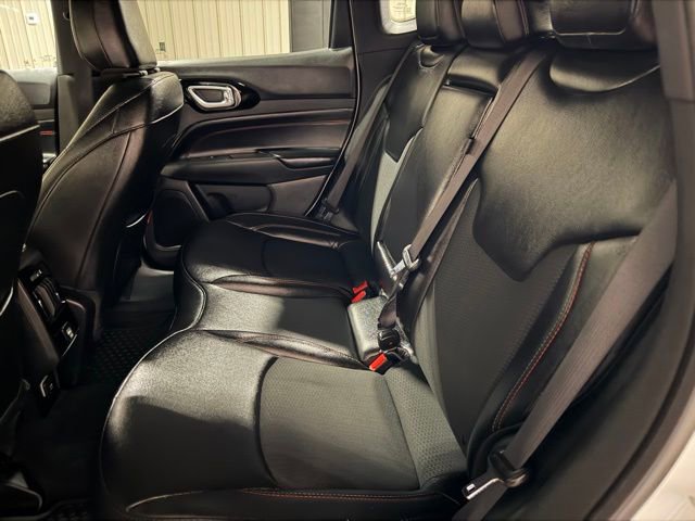 Used 2023 Jeep Compass Trailhawk image 17