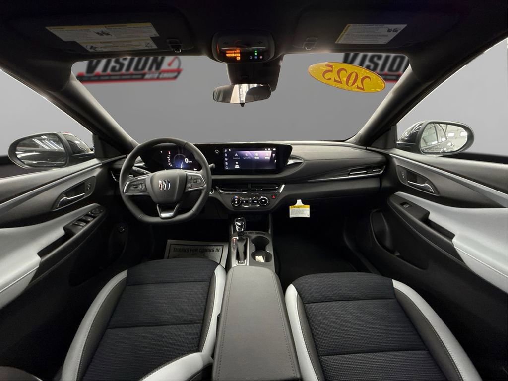 Used 2025 Buick Envista Preferred w/ Convenience I Package image 26