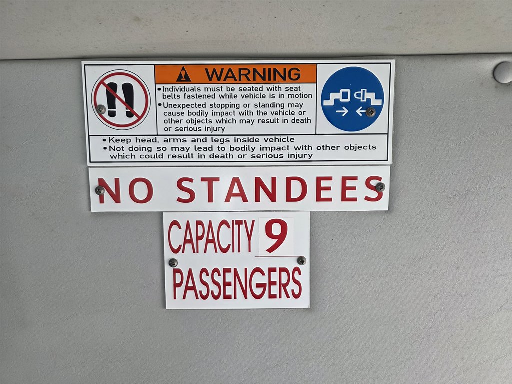 Used 2016 Chevrolet Express 3500 w/ Shuttle Bus Package image 27