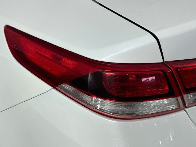 Used 2019 Kia Optima LX FWD image 32