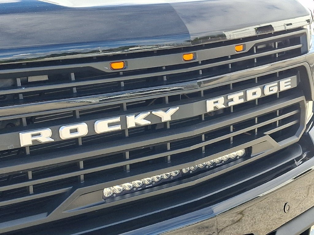 Certified 2022 Chevrolet Silverado 1500 RST w/ Safety Package AWD/4WD image 35