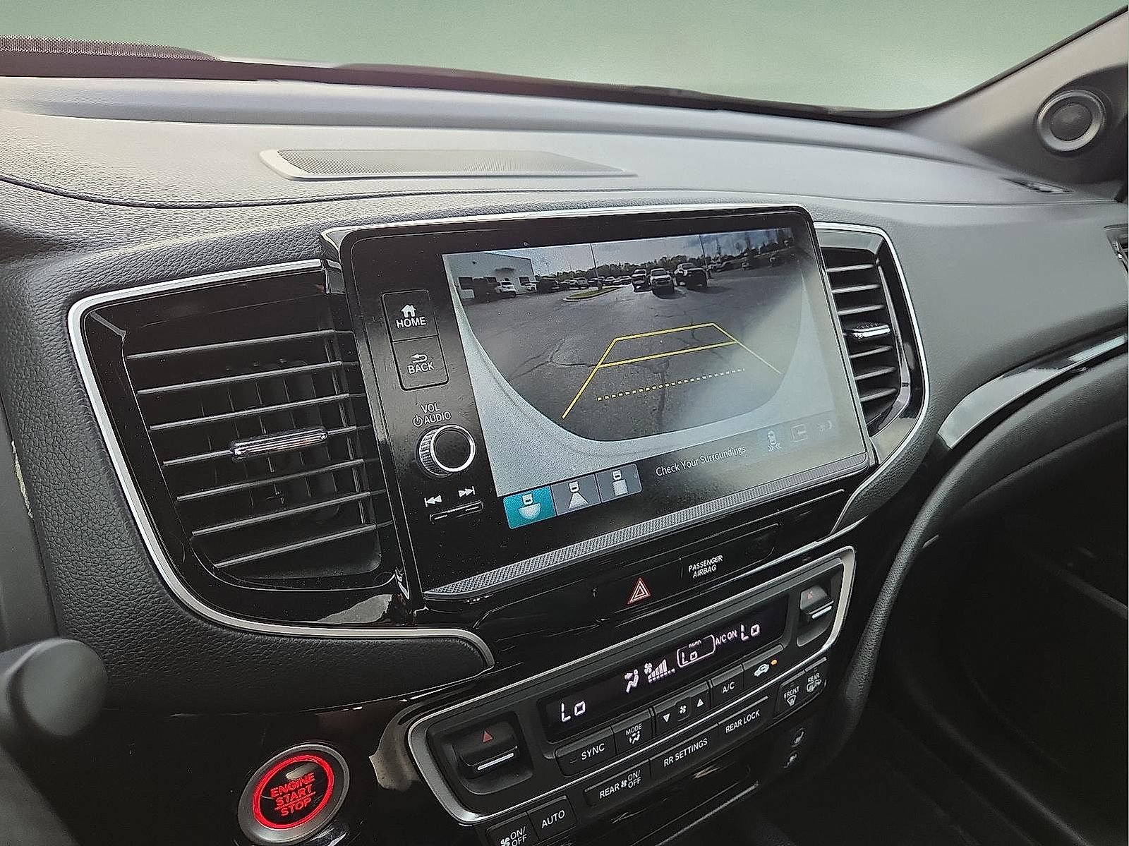 Used 2025 Honda Ridgeline Black Edition image 16