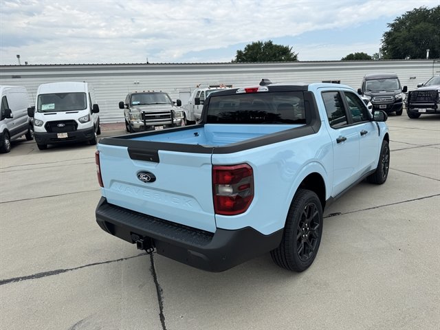 New 2026 Ford Maverick XLT w/ XLT Luxury Package AWD/4WD image 3