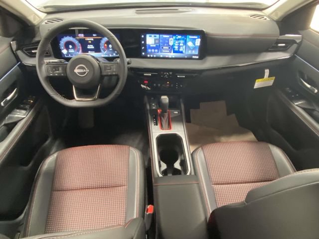 New 2026 Nissan Kicks SR w/ Cold Weather Package FWD image 10