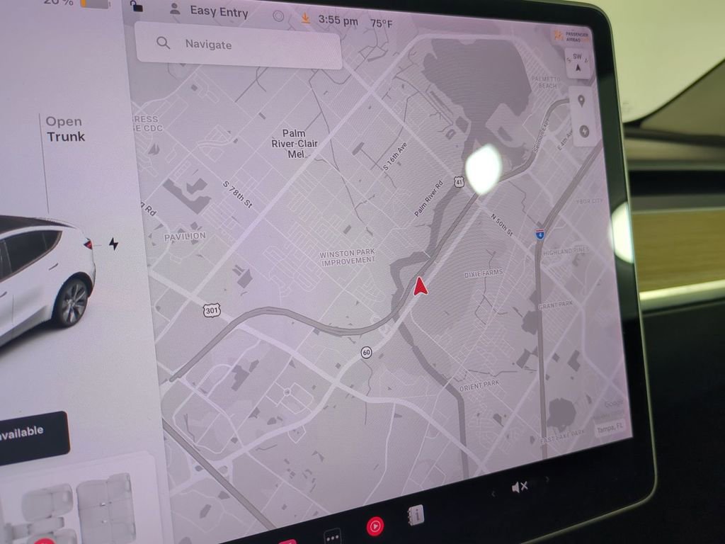 Used 2021 Tesla Model Y Long Range image 24