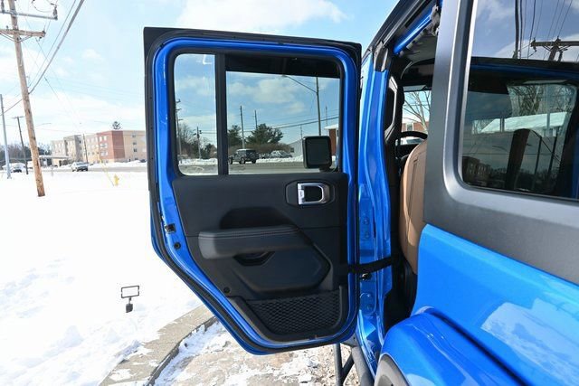 Used 2021 Jeep Wrangler Unlimited Sahara image 22
