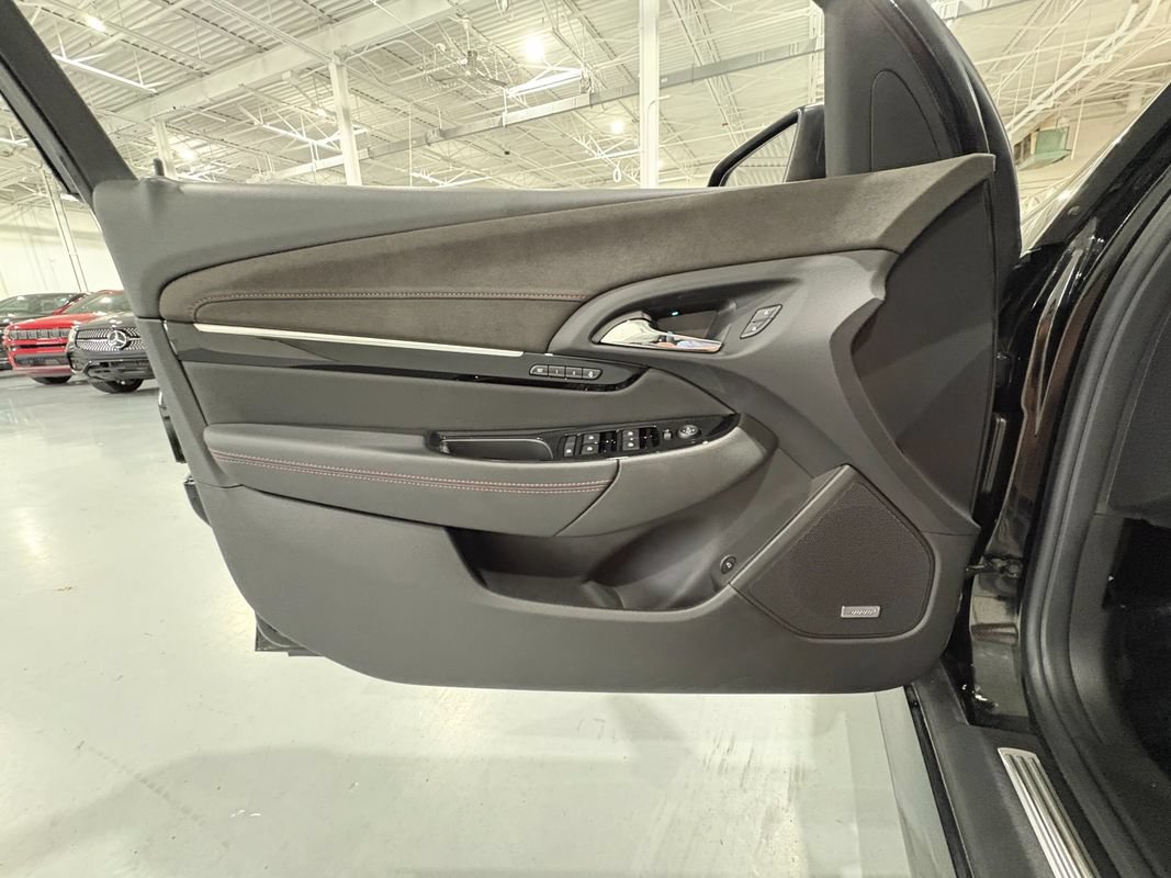 Used 2017 Chevrolet SS RWD image 40
