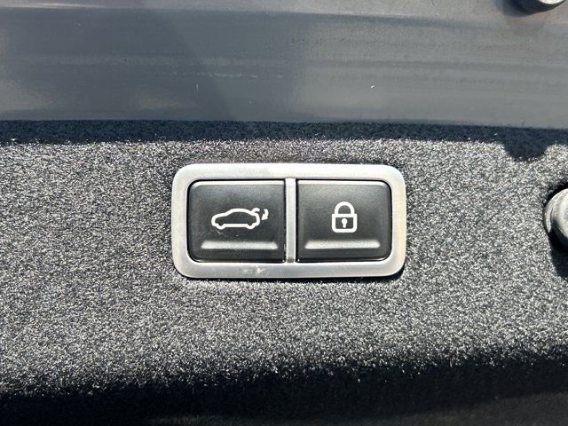 Used 2023 Genesis G70 3.3T w/ Sport Prestige Package AWD/4WD image 16