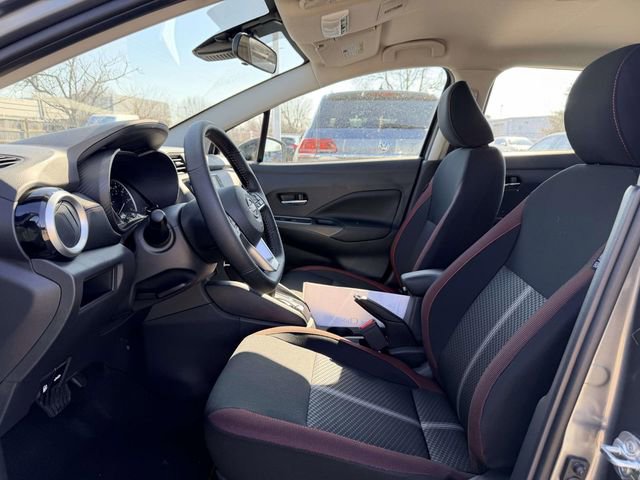 New 2025 Nissan Versa SR w/ Trunk Package image 16