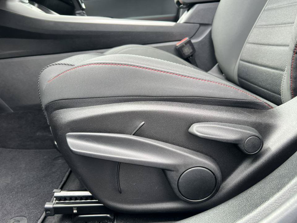 Used 2024 Dodge Hornet GT AWD/4WD image 9