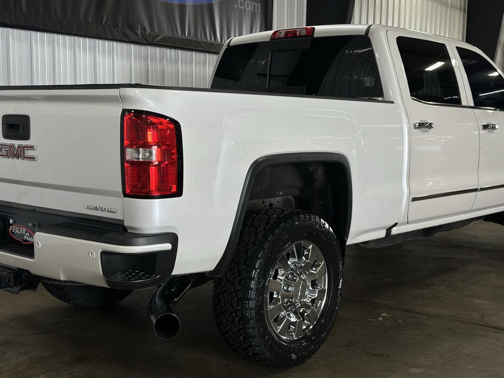 Used 2018 GMC Sierra 2500 Denali w/ Duramax Plus Package image 40