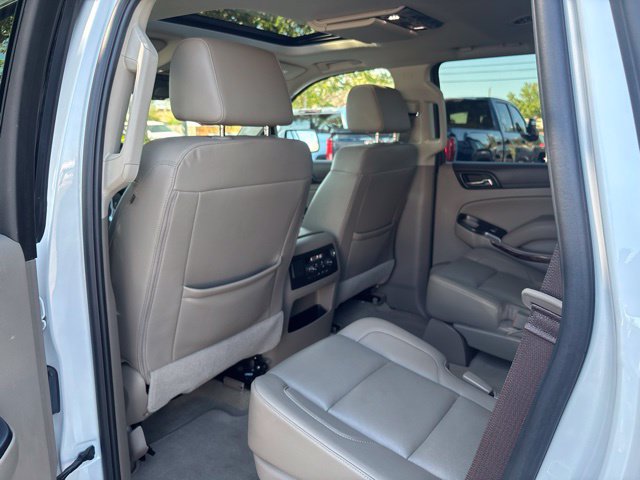 Used 2017 GMC Yukon SLT w/ Open Road Package AWD/4WD image 31