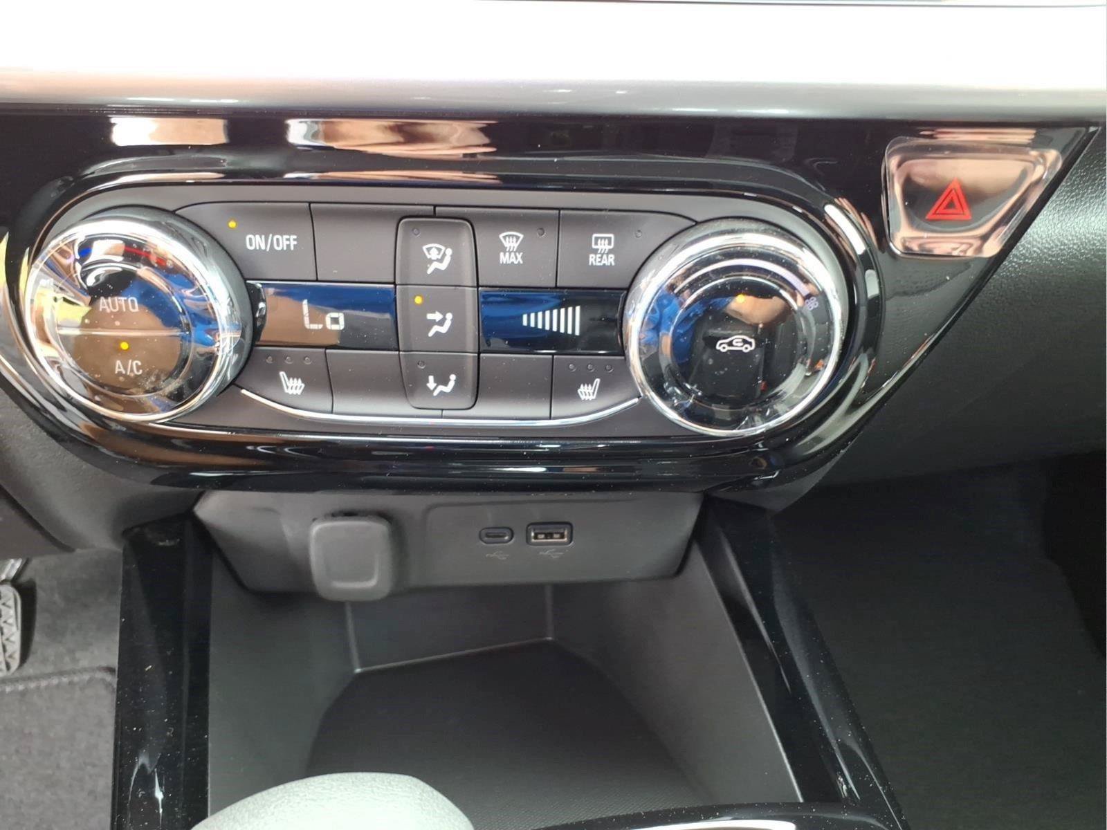 New 2026 Chevrolet Trax LT w/ LT Convenience Package FWD image 22