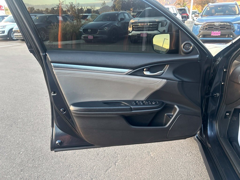 Used 2018 Honda Civic EX-L image 19